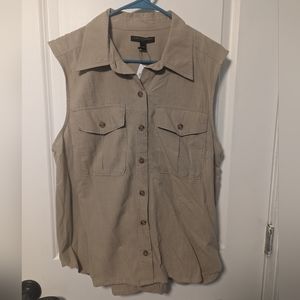 🔥NWT🔥: L banana republic sleeveless tanktop